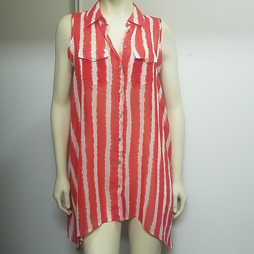 BCBGMAXAZRIA top